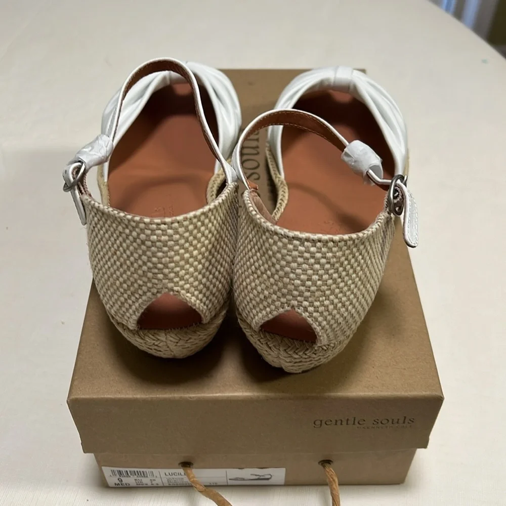 GENTLE SOULS by Kenneth Cole Women's Lucille Wedge Sandals Size 9M